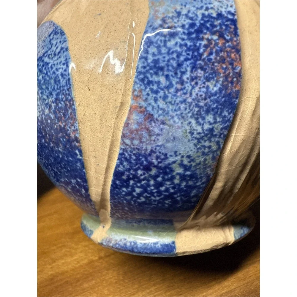 VTG‎  Jamaica Wassi Art Vase Carved Rare Pottery 9 Inches Blue/Tan Abstract 2001